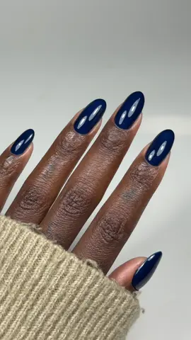 you’re next fall inspo 💙💙✨ ‘midnight mantra’ @OPI #nails #nailinspo #nailtutorial #fallnails #autumnnails 