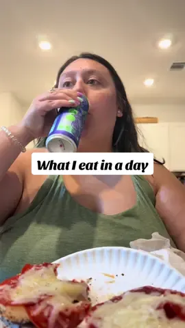 Yum yum yum 🫶 #whatieatinaday #Vlog #postpartum #breastfeeding #mom 