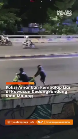 Pihak kepolisian mengamankan beberapa pemuda yang diduga melakukan aksi balap liar di kawasqn sekitar GOR Ken Arok, Kedungkandang, Kota Malang pada Sabtu dini hari (13/9/25). . . 🎥 kiriman warga