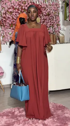 Robe baladeuse disponible ! #robe #tenuefemme #chicrobe #whatsappuniquement0103679553 