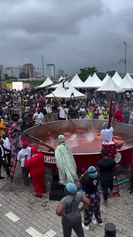 History in the making largest pot of jollofRice  Lagos are you ready😍 Hilda baci💞 World jollof Festival  #hildabacicookathon  #gino  #hildabaci  #viral  #goviral 