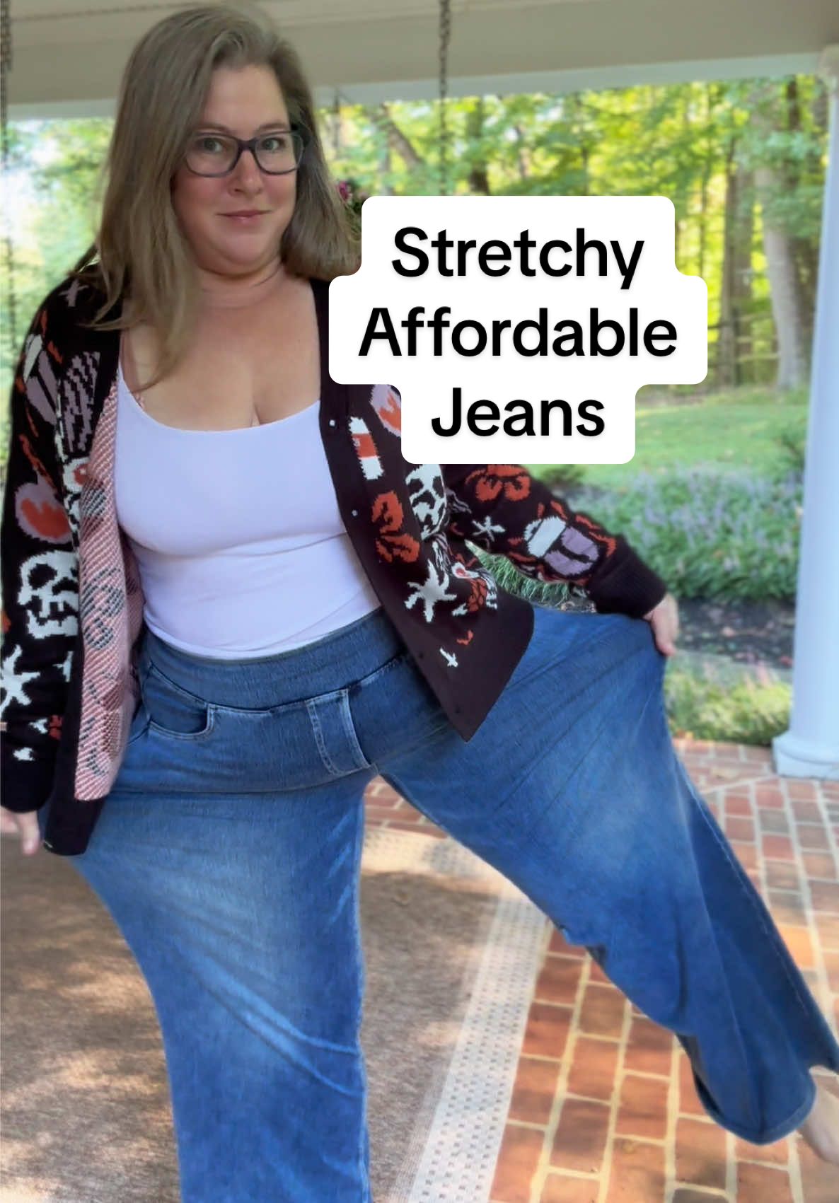 Wide leg stretchy jeans that are so comfortable and unbelievably affordable compared to what else you see out there on TikTok land. I love soft jeans and these are 100%. #WideLegJeans #StretchyJeans #MidsizeFashion #midsizejeans #womensjeans @Showitty 