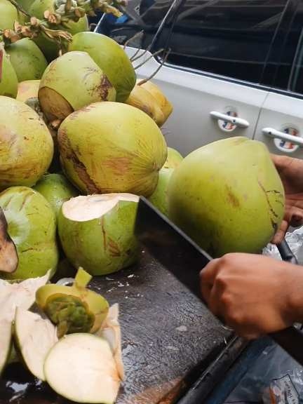 Coconut water  #Coconut #foryoupage 