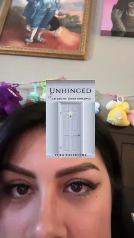 Unhinged was the only appropriate name for this book #malizamboni #zachwh1te #BookTok #bookrecommendations 