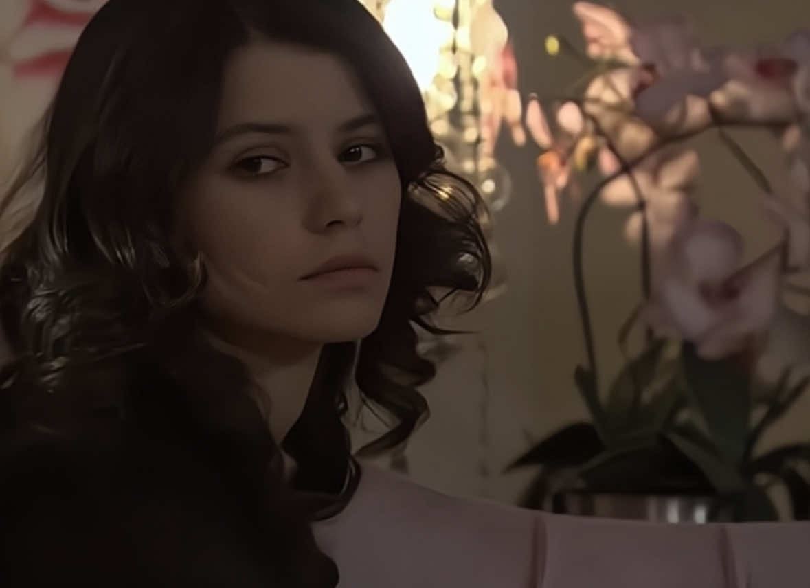 أهونُ عليكَ أسَهُر بِآلامِي؟؟ #berensaat #aşkımemnu #viral @TikTok 