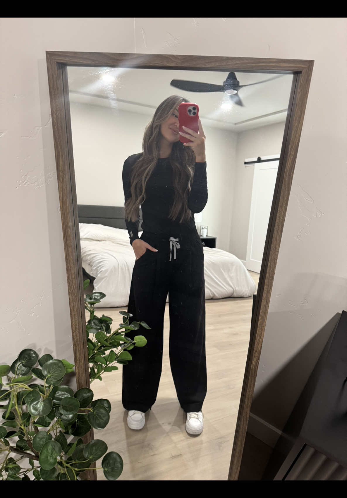 POV: You get wide leg scrubs #fyp #figs #healthcare #aesthetics 