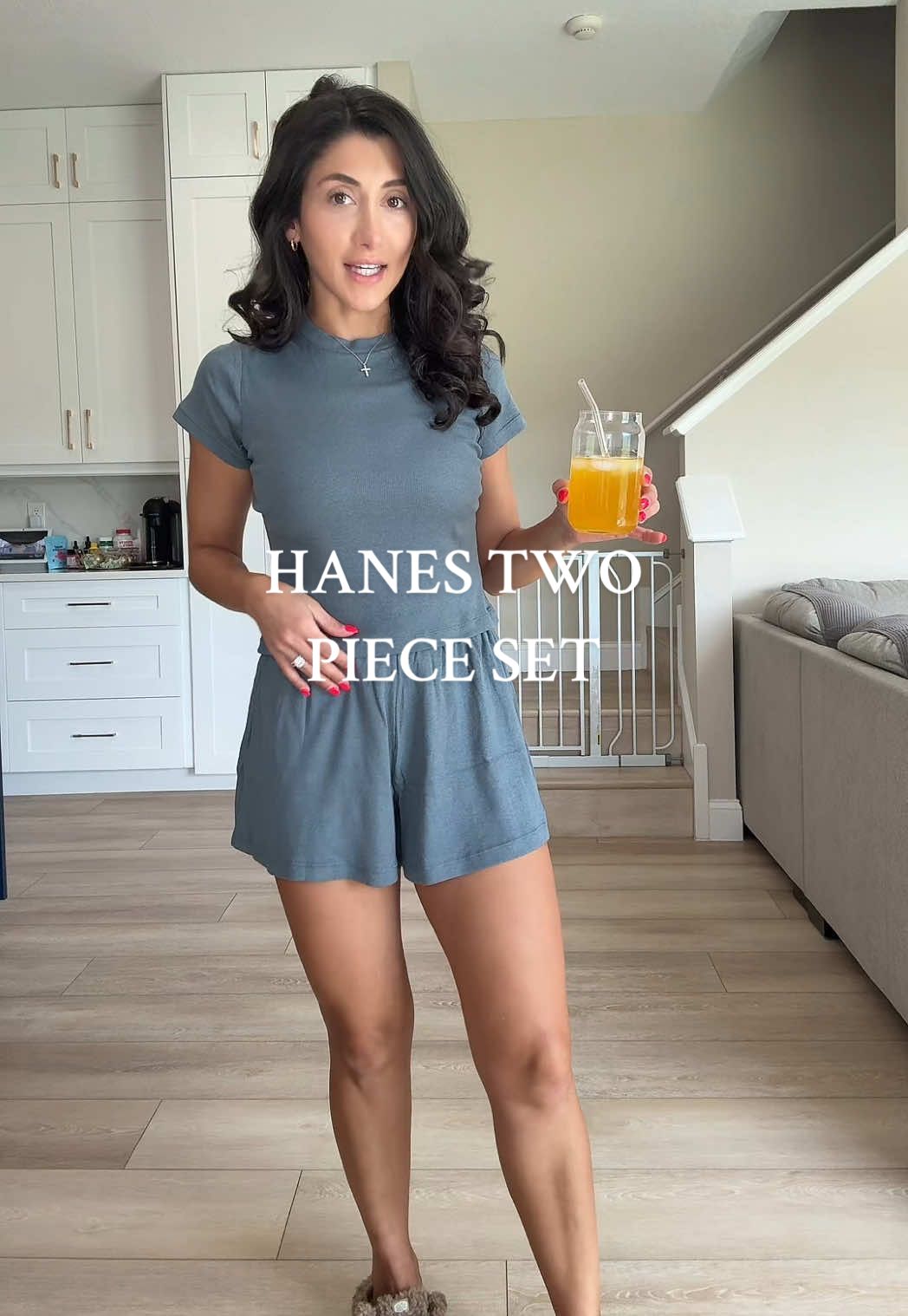 I’M OBSESSED with this pajama set from Hanes. Sooo freaking cute and comfortable! #pajamaset #womenspajamas #giftsforher 
