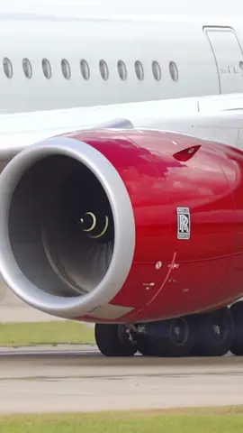 Listen to them Rolls Royce Trent XWB's! 🔊