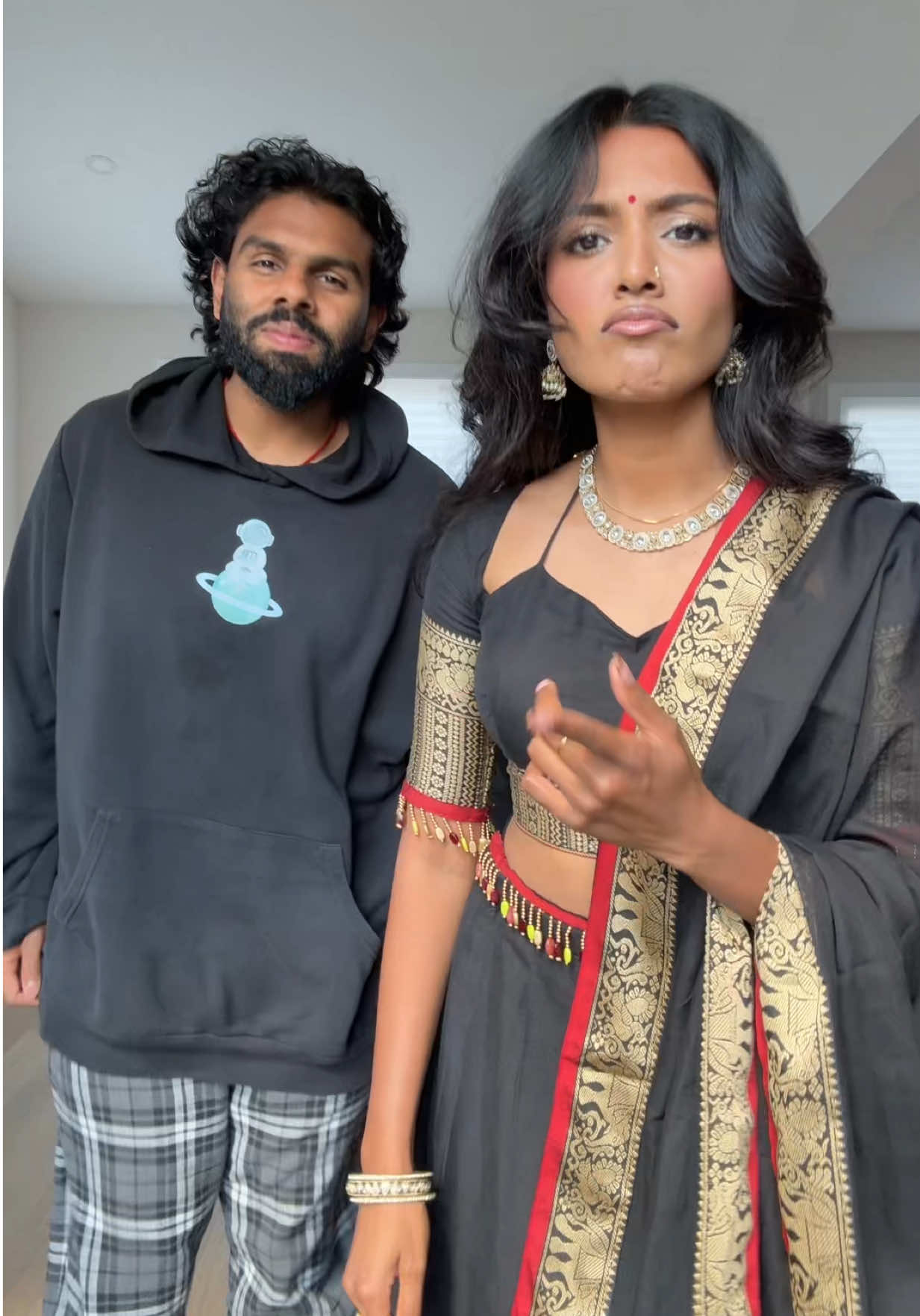this song scratches the itch in my brain #dance #trend #viral #trending #dancetrend  [ songi, songi songi, songi song, songi dance, trend, dance choreo, tiktok dance ]
