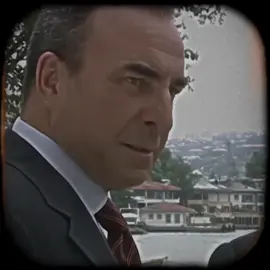 لم يخبره أنه سوف يتركه وحيداً #kurtlarvadisi #مرادعلمدار #edit #وادي_الذئاب #polatalemdar 
