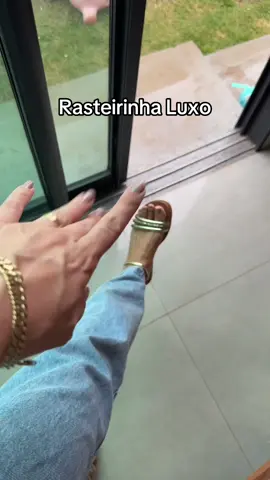 Rasteirinha dourada 