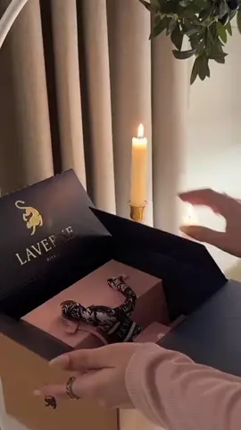 العطر يلى لازم يكون عند كل بنت 🙈💜 عطر  سينس من لافيرن 