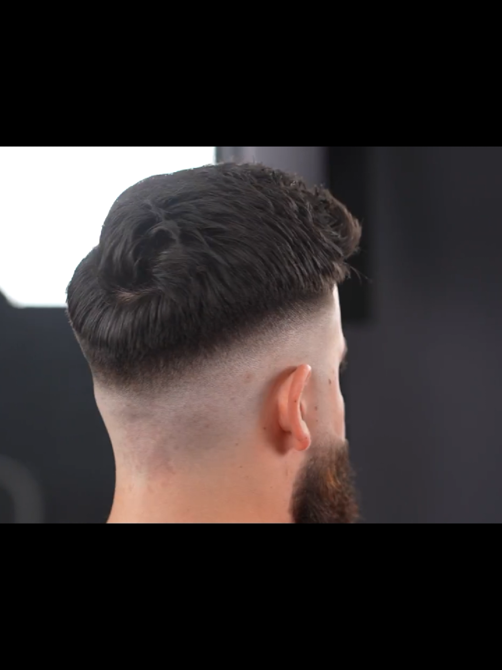 Don't underreview my video on foryou#viralvideo #trending #foryoupage #haircut 