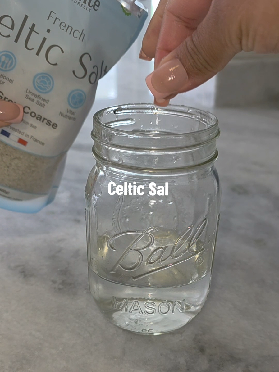 Sante Naturelle French Celtic Sal celta francesa Sante Naturelle 450 g de sal mineral cosechada a mano, gris molida gruesa y fina, rica en vitaminas y minerales, condimento versátil para cocinar #celtic #sal #celticsalt 