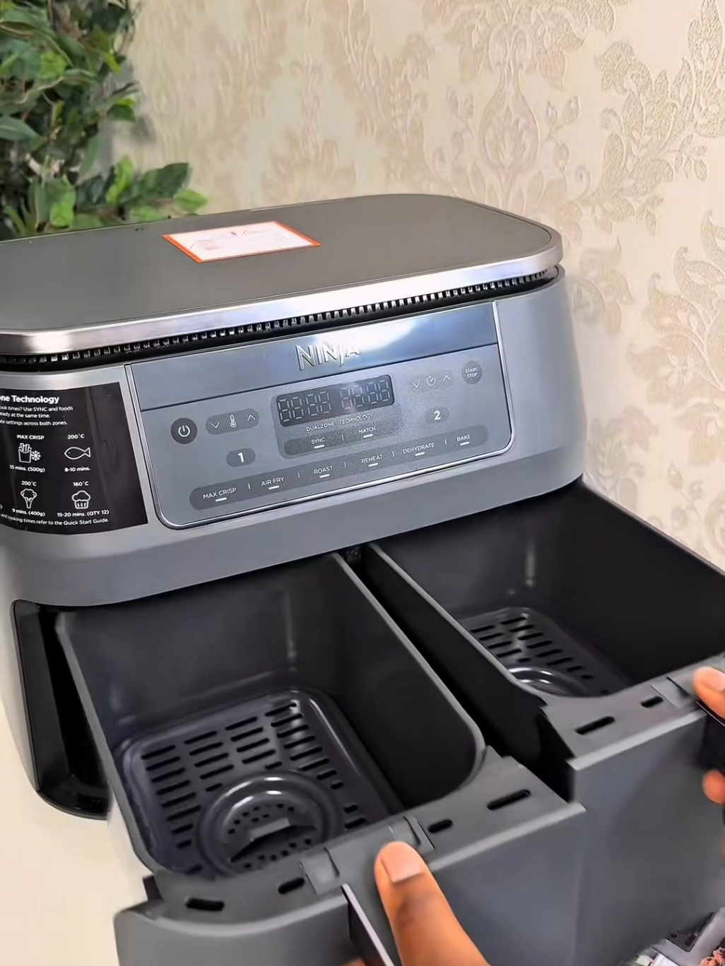 air Fryer ninja disponible #machine #airfryer #airfryermaster #airfryerrecipes #cuisine #cuisinefacile #cuisinerapide #cuisinetiktok #burkinafaso #tiktokburkinafaso🇧🇫🇧🇫🇧🇫🇧🇫 #burkinatiktok🇧🇫 #ecommerce #commerce #silvercrest 