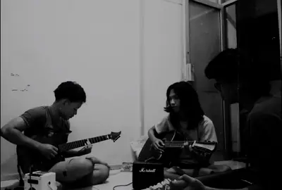 cover  virus 🦠🦠- Slank nguwawor dikit😹 #guitarcover #slankers #slank 