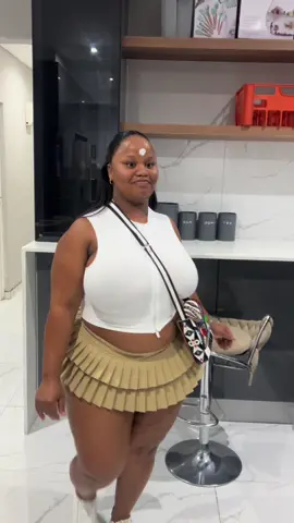 AzisaPheli yini Insizwa
