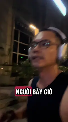 Mỗi sáng như mọi ngày :) #sinhvienyduoc #93 #docthan #hcmc 