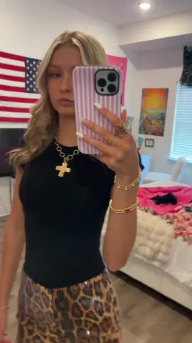 Fit check #fyp #trending #tatemcrae #misspossessivetour #outfitcheck #outfitinspo #blonde #concert
