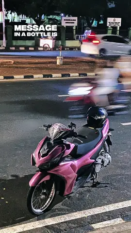 Pinkiboy dengan moda sadnya🙂 #aerox155 #fypage #tren #fypシ #aeroxconnected 