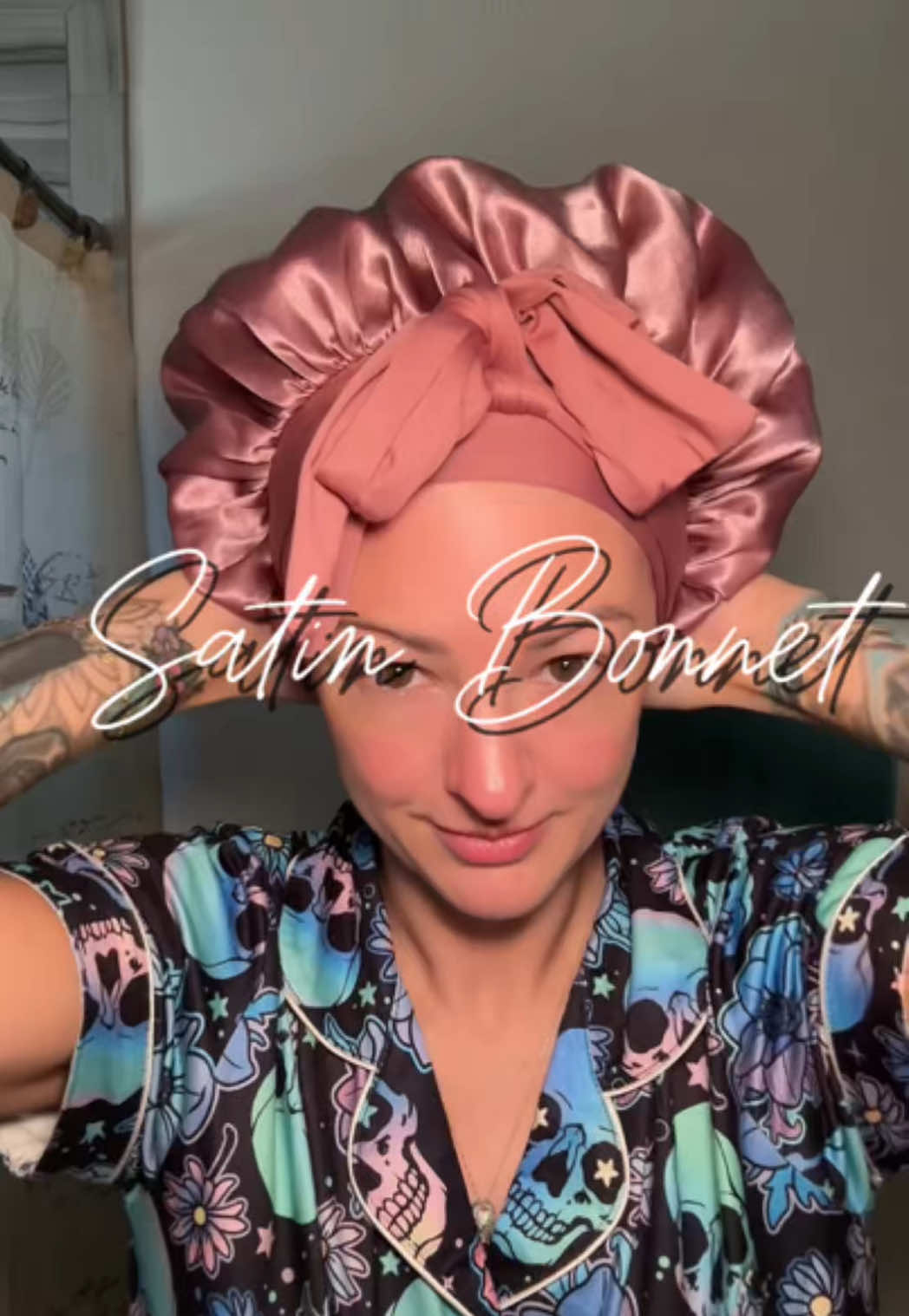 Meet your new best friend: the AWAYTR Satin Silk Like Bonnet! Protect your hair and wake up flawless with the AWAYTR Satin Bonnet. ✨ @Awaytr Store  #satinbonnet #haircare #healthyhair #hairtok #TikTokShopCreatorPicks 