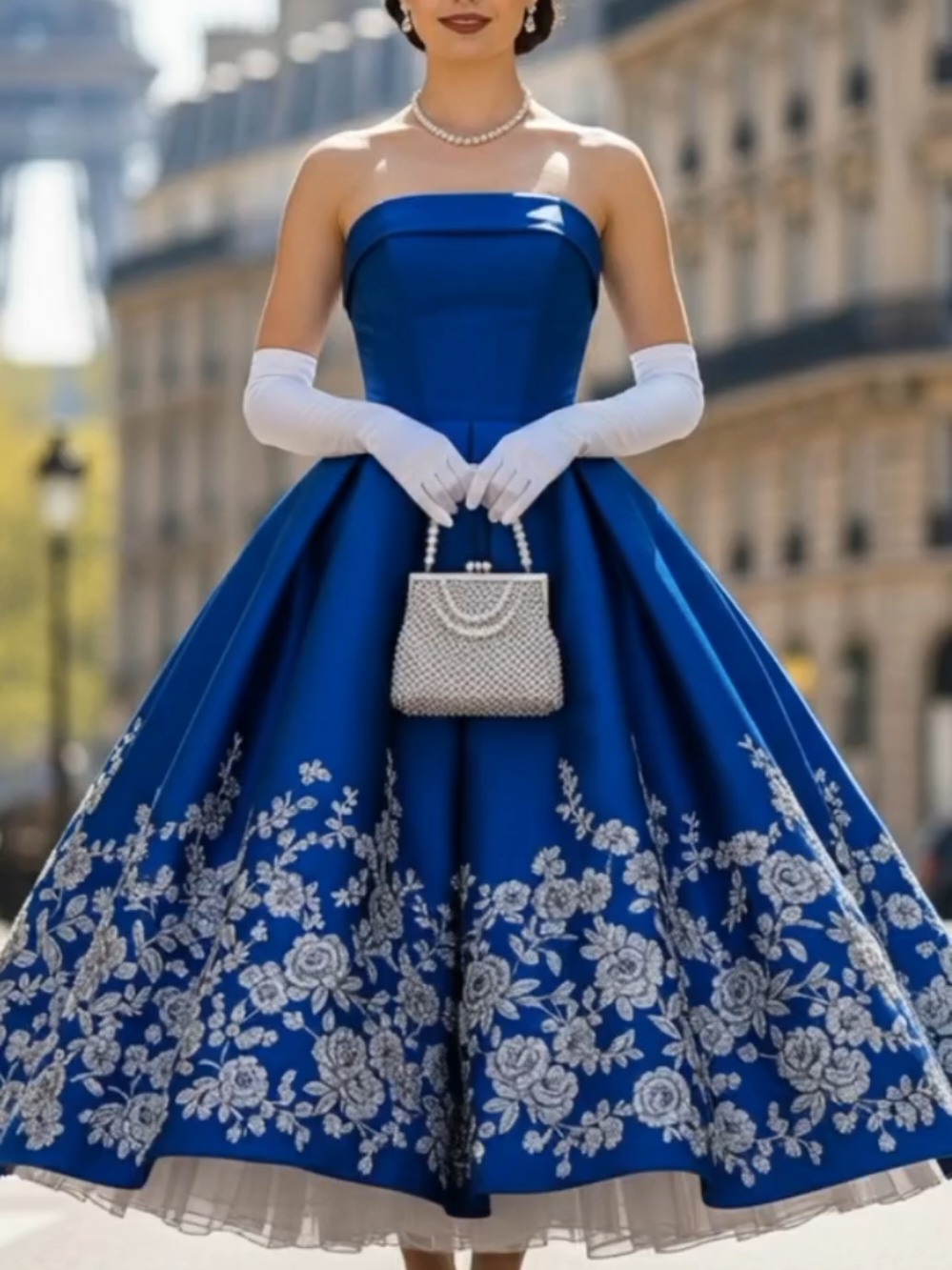 Vestidos que são uma verdadeira joia #elegance #50s #dress #vintagevibes #vintagestyle 
