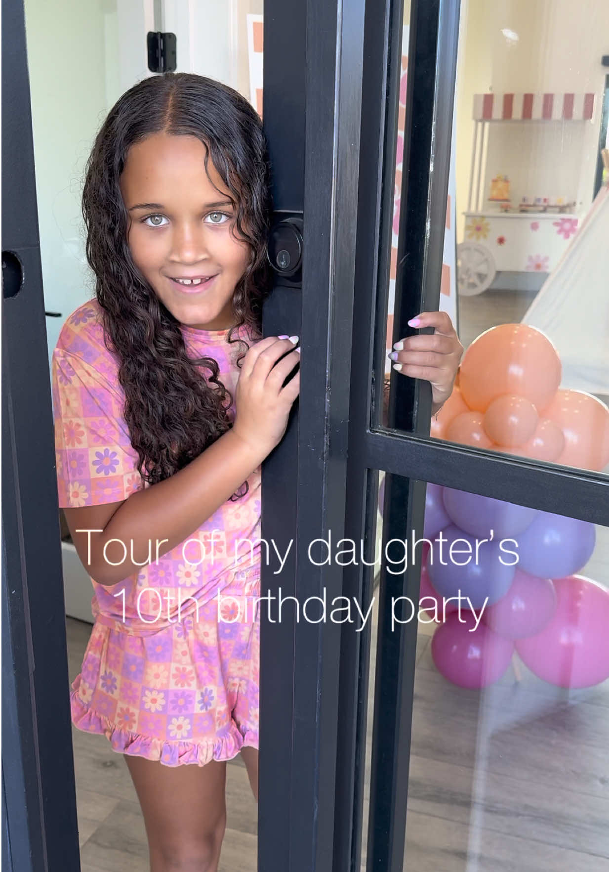 A little tour of the cuteness 😍💖#10thbirthday #girlsbirthdayparty #partyinspo #kidsparty #birthday