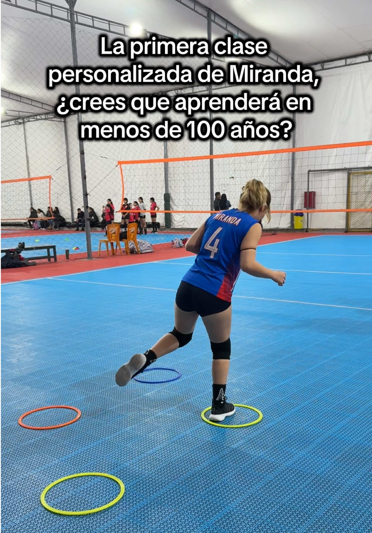 Hoy fue un día especial ✨ Miranda tuvo su primera clase personalizada en Voleibol Force 🏐🔥. Paso a paso va aprendiendo técnica, confianza y disfrutando cada momento en la cancha. ¡Este es solo el comienzo de su camino en el voleibol! 💪 #voleyboll🏐🏐 #miranda #personalizado #voleyboll🏐🏐 #limaperu🇵🇪 