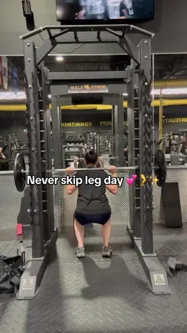 One squat at a time 🦵💕 #LegDay #StrengthTraining #Discipline #GymLife #FYP