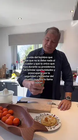 No hay manera de agradecerle por todo lo que hizo por nosotros 💙🇪🇨 @Rafael Correa Delgado #rafaelcorrea #ecuador #rc5 #parati #luisagonzalez 💙@Luisa González 💙