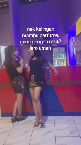 resik sak umah e juga 🤣🤣 #bcaxyz #xyzbca #karaoke #fyp #rembang24jam 