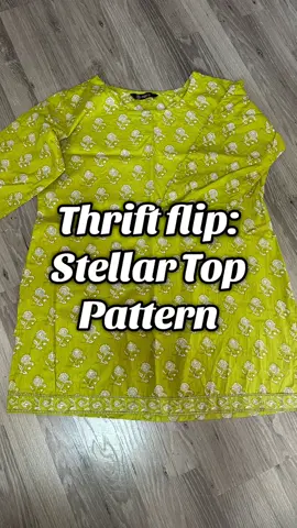 Thrift flip using the Stellar Top Pattern from Galia Patterns on Etsy #stellartop #galiapatterns #thriftflip #singerfeatherweight #featherweight 