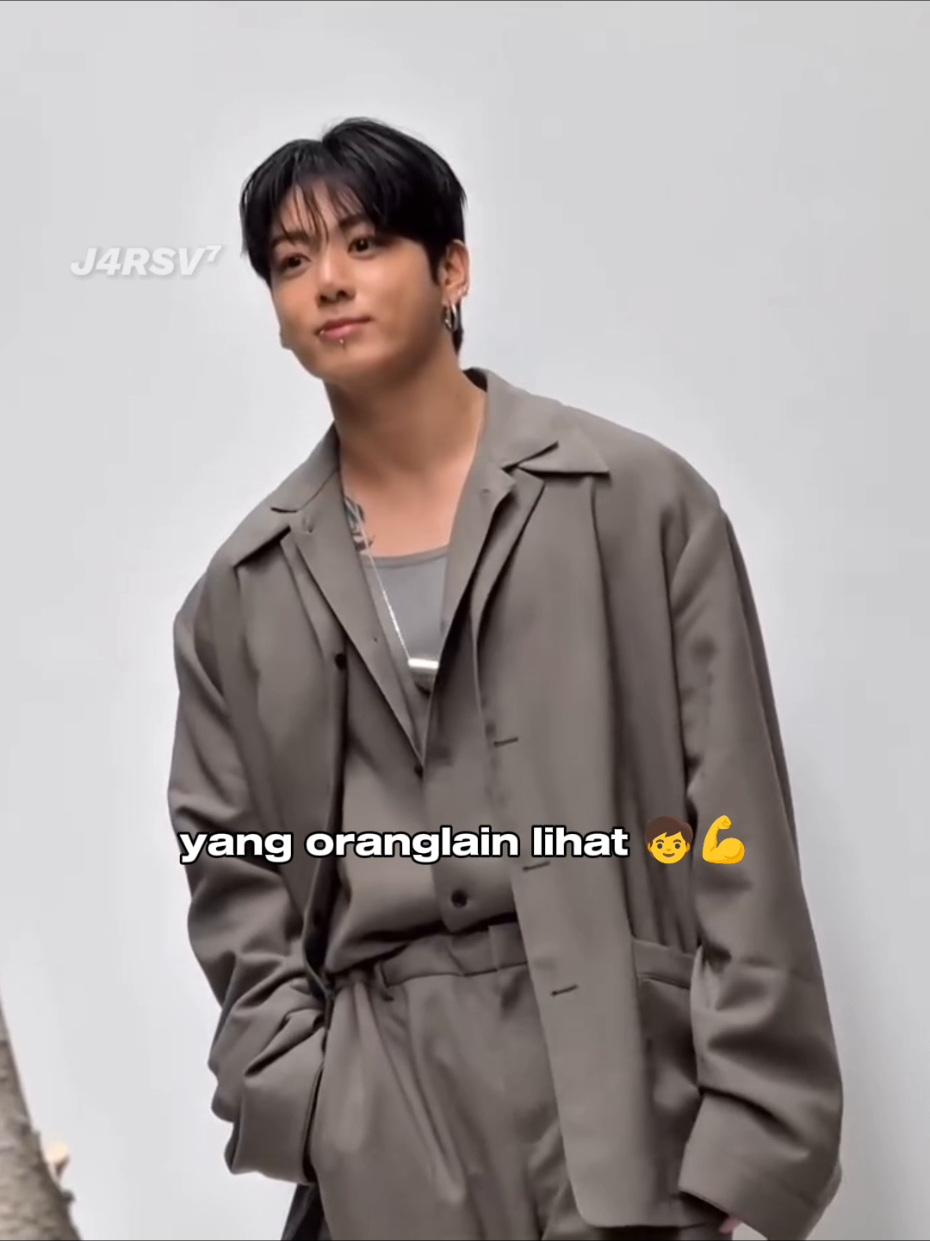 ayangkuu terlalu kiyowo utk model semvak CK 😅😍 #jungkook #calvinklein #fyp 