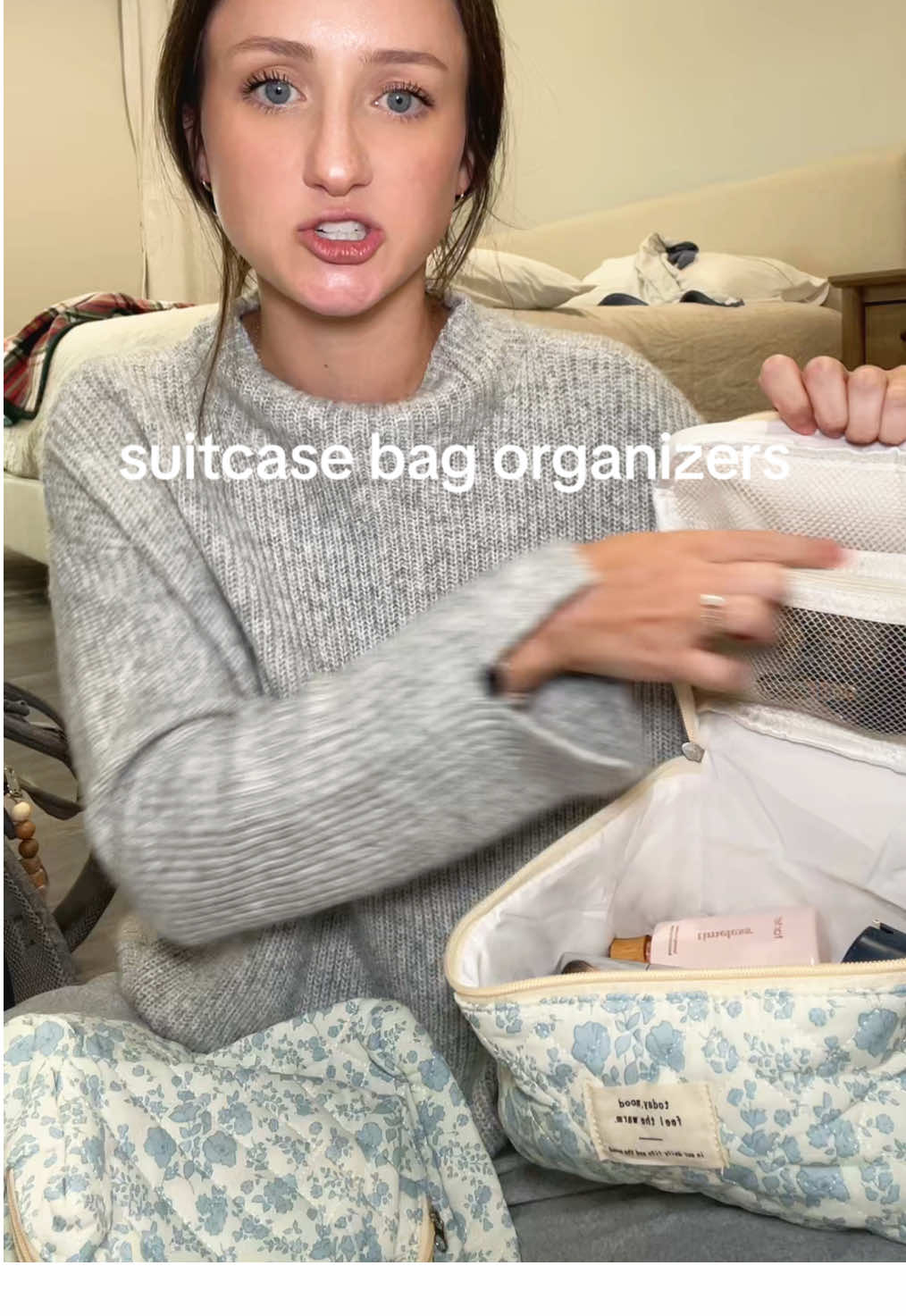 3 piece set to store makeup and organize all of my things for travel! #makeupbag #bagorganizer 