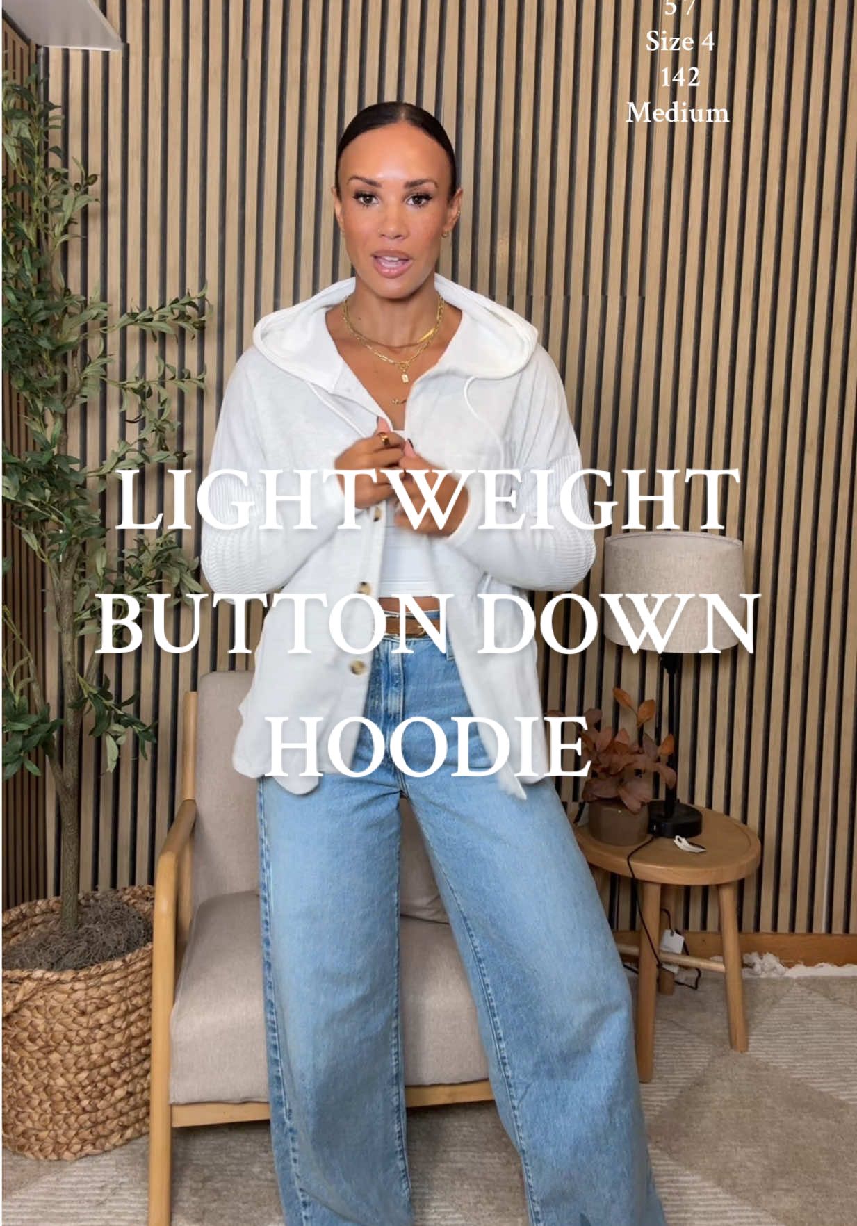 Lightweight hooded button down top #buttondown #lightweightsweater #fallfashion 