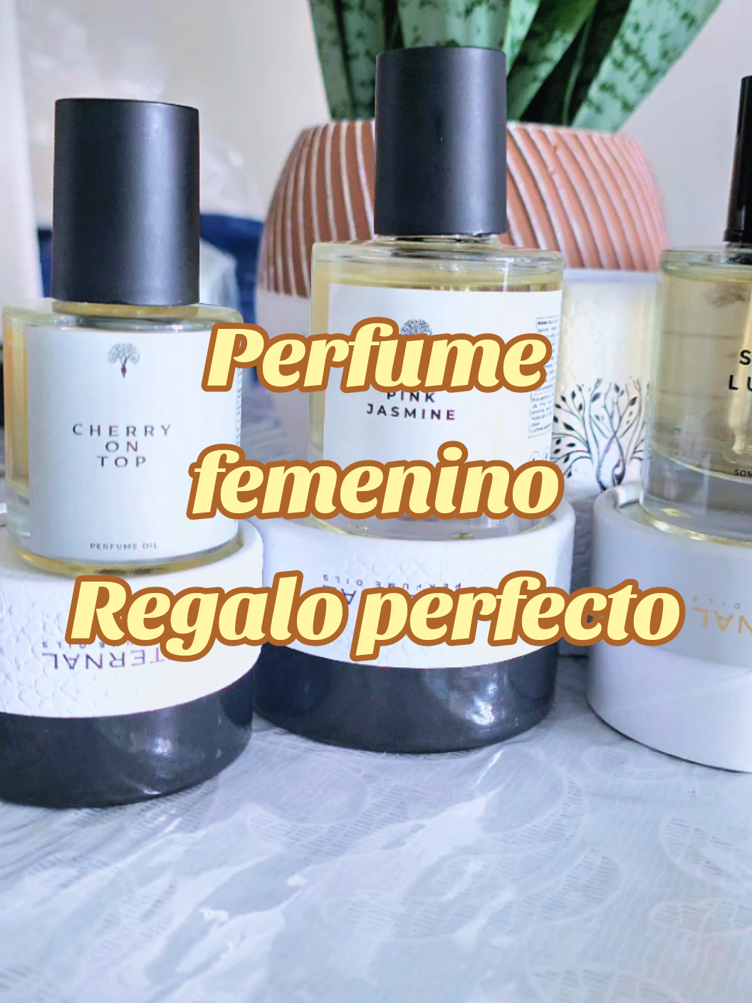 #perfumefemenino  #aromaelegante  #ofertaespecial  #envíogratis  #tiktokmademebuyit 