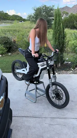 Huzz on surron - #bike #72v #surron #58 #bikelife 