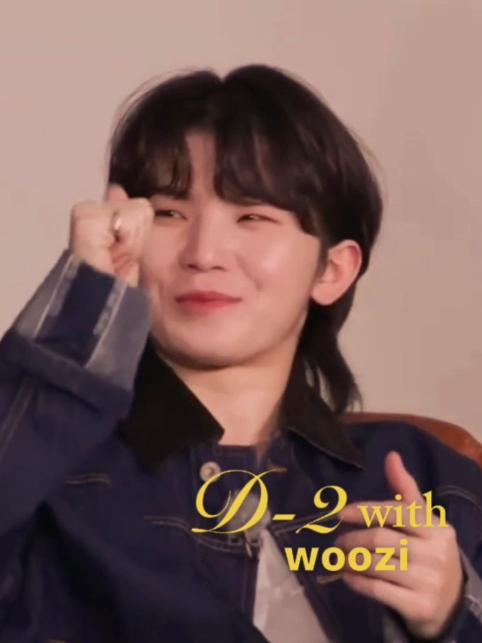 2 days left before his enlistment #woozi ; I keep telling myself it’s just two years, but when I look at you, it feels like an eternity. How can we let go of the comfort you have given us? The songs you created became my safe place, your smile became my reason, and your existence became my light. Watching you leave feels like losing a piece of myself, yet I’ll wait—no matter how long, no matter how heavy. Because when it’s you, waiting will always be worth it. #leejihoon #seventeen #xybca #fyp 