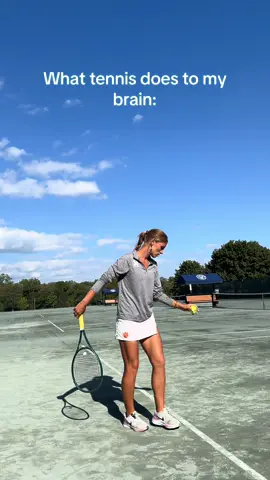 No better way to clear your mind  ✨#tennis #tennisplayer #tennisislife #therapy 