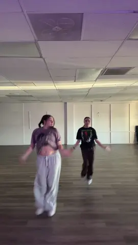 @syedh might have me take down but I think we look good 👏🏼😂 #dance #fyp 