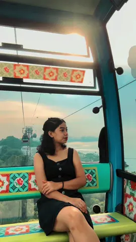 Found beauty in being alone. #fyppppppppppppppppppppppp #tiktok #trending #singapore 