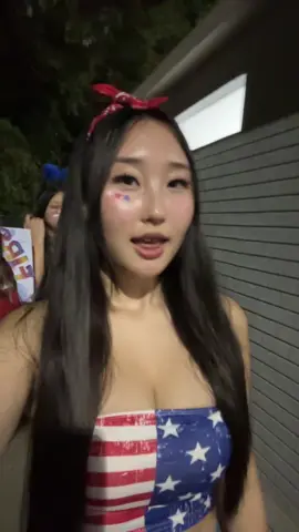 화장 다 녹아내려버려