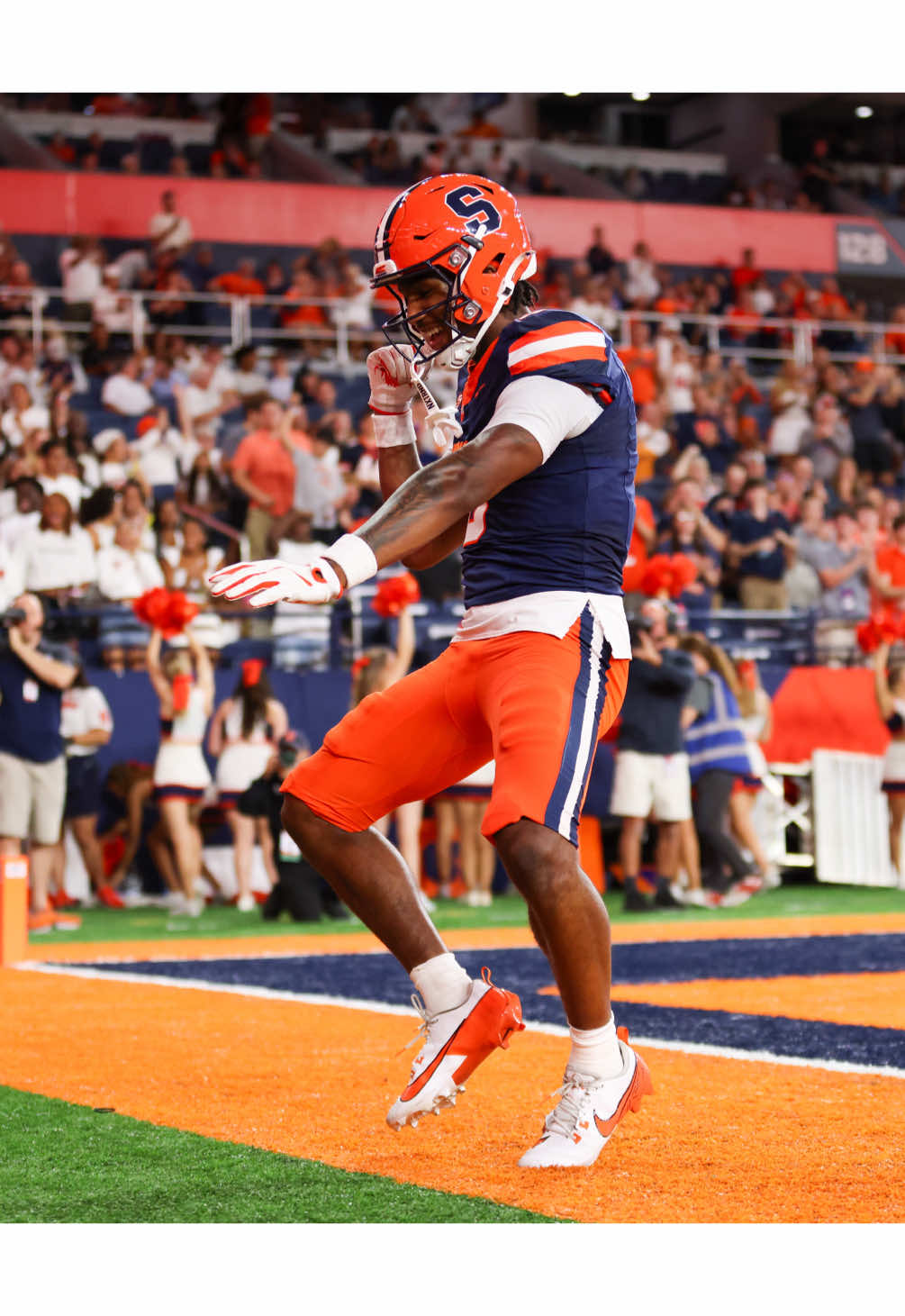 Elite level celly 👏 #cuse #syracuse #orange #football #jaylanhornsby 