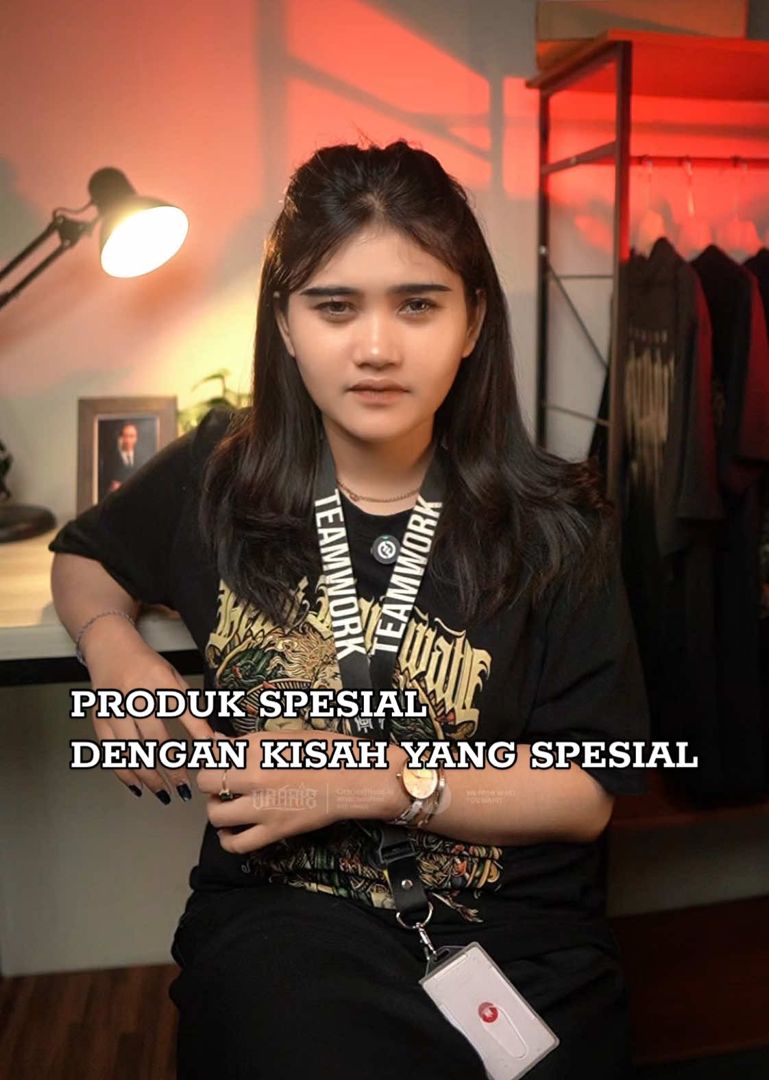 Produk spesial banowati dengan kisah spesialnya #orarieofficial #orariemerch #bajuhitam #outfit #belilokal 