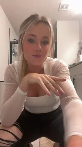 Bad quality video, great quality jeans! 