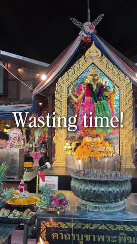 Ganesha Huaykhwang ✨🙏🏻 the place must go if you want to pray in Bangkok! #singapore #thaiamulets #MinistryOfMoo #amulets #amuletsg #singaporeamulets #ganesha #bangkoktemple 