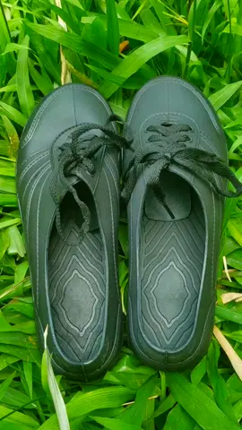 sepatu karet outdoor adventure ke ladang 😂 #fyp #beranda #sepatukaret #sepatupetani #sobatngaret 