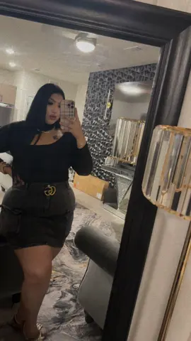 ootd to go celebrate my mans early birthday ✨🖤 #ootn #fypシ゚viral #paratii #explorepage 