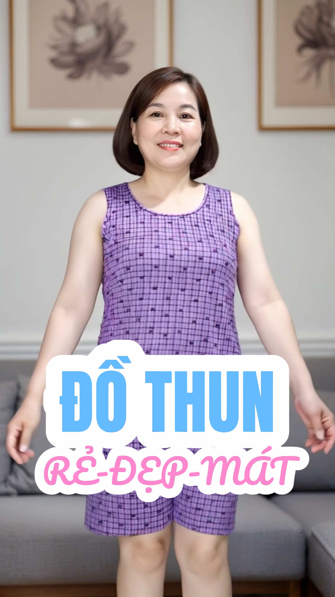 Bộ đồ thun thoáng mát và tiện lợi, dễ mặc trong nhiều hoàn cảnh. Được may bằng chất liệu vải thun cát Misa mềm mịn, thấm hút và co giãn tốt, giúp các Chị, các Mẹ thêm phần gọn gàng và duyên dáng hơn mỗi ngày. @Mặc đẹp phối xinh ✨  @Mặc đẹp phối xinh ✨  @Mặc đẹp phối xinh ✨ #thoitrangnu #macdepphoixinh #macdepphoixinh2025 #trungnien #trungniendep #thoitrangtrungnien #dobo #dobotrungnien #dobotangme #setdobigsize #setbigsize #setdonu #setdodep 