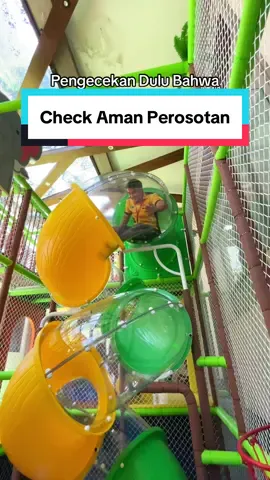 Dimainkan orang dewasa aja kuat dan kokoh! Apalagi kalau dimainkan oleh anak-anak kan? 😍 #playground #perosotan 